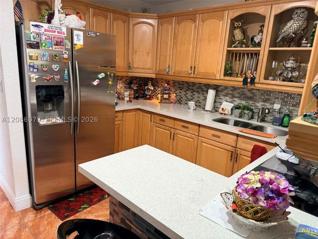 343 W 11th St, Hialeah, FL 33010