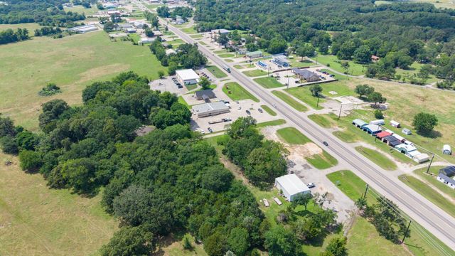 788 E Lennon Drive, Emory, TX 75440