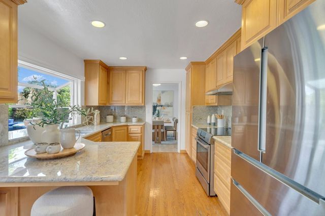 728 Murphy Drive, San Mateo, CA 94402