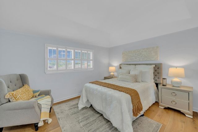 728 Murphy Drive, San Mateo, CA 94402