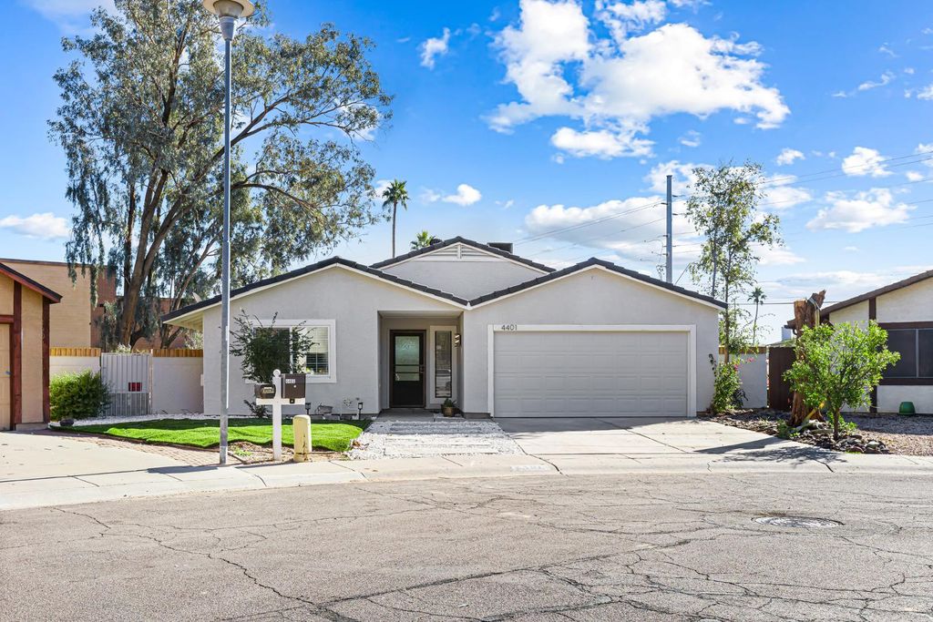 4401 W McRae Way, Glendale, AZ 85308