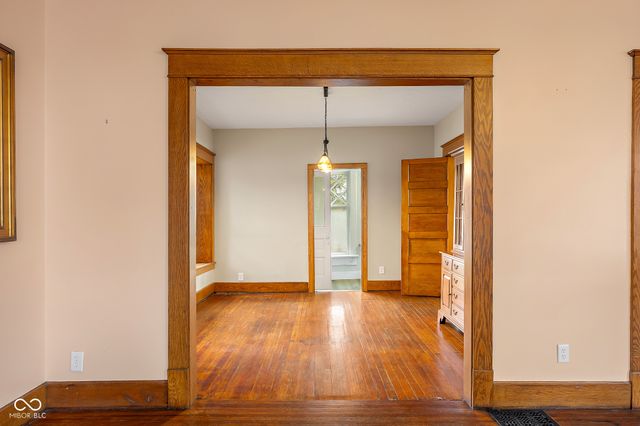 818 Sycamore Street, Columbus, IN 47201