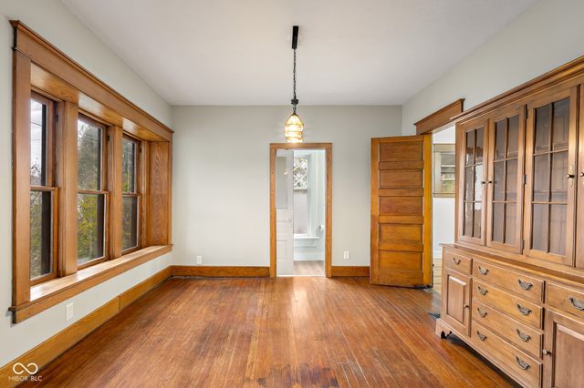 818 Sycamore Street, Columbus, IN 47201