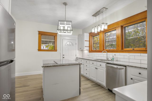 818 Sycamore Street, Columbus, IN 47201