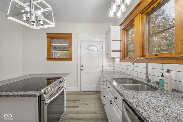 818 Sycamore Street, Columbus, IN 47201