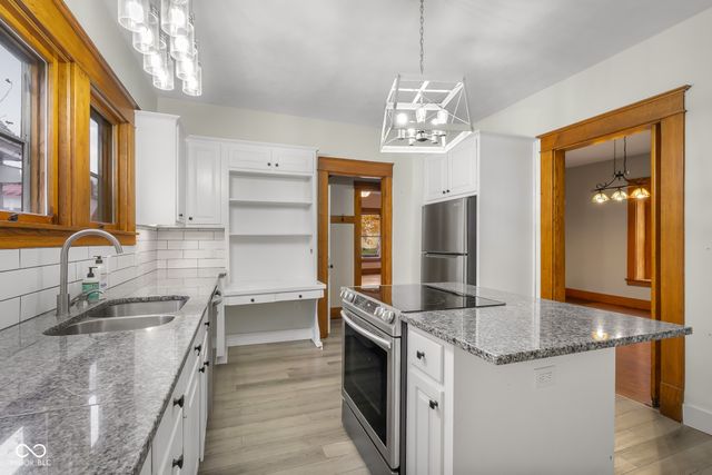 818 Sycamore Street, Columbus, IN 47201