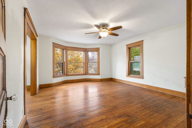 818 Sycamore Street, Columbus, IN 47201