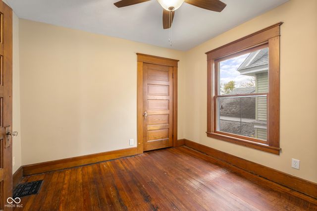 818 Sycamore Street, Columbus, IN 47201