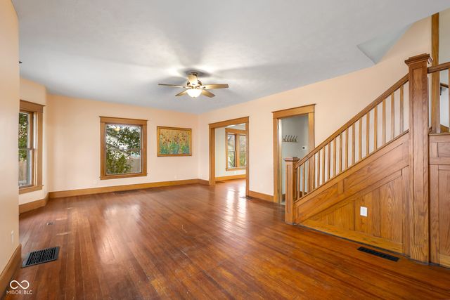 818 Sycamore Street, Columbus, IN 47201