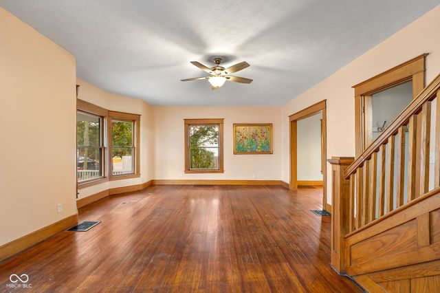 818 Sycamore Street, Columbus, IN 47201