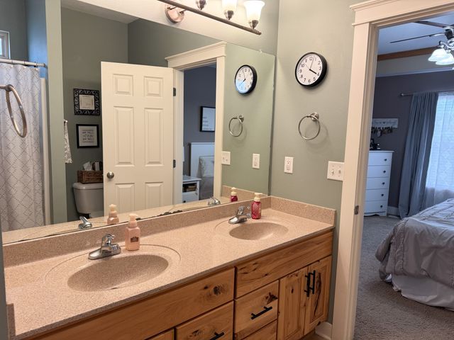 805 SE 16th Street, Grimes, IA 50111