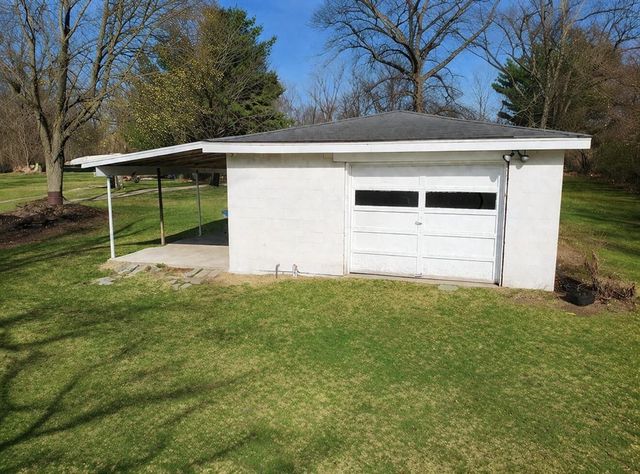 3053 S 3rd Street, Niles, MI 49120