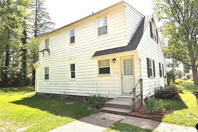 3053 S 3rd Street, Niles, MI 49120
