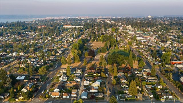 801 N Stevens Street, Tacoma, WA 98406