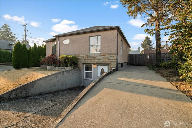 801 N Stevens Street, Tacoma, WA 98406