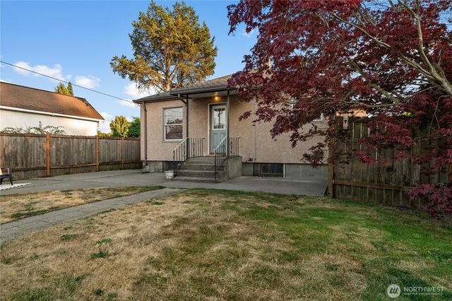 801 N Stevens Street, Tacoma, WA 98406