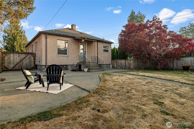 801 N Stevens Street, Tacoma, WA 98406