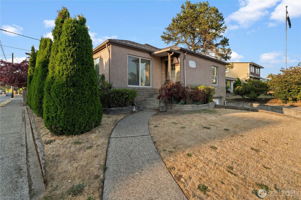 801 N Stevens Street, Tacoma, WA 98406