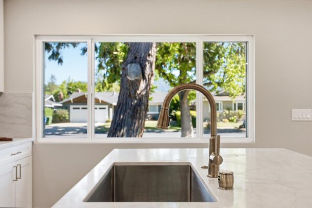 359 Penn Way, Los Gatos, CA 95032
