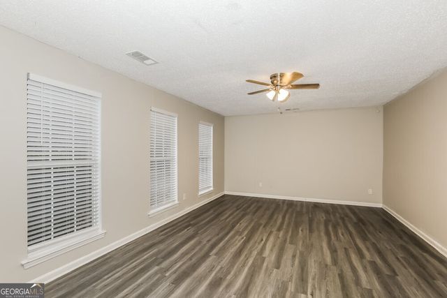 5391 Katherine Village Drive, Ellenwood, GA 30294