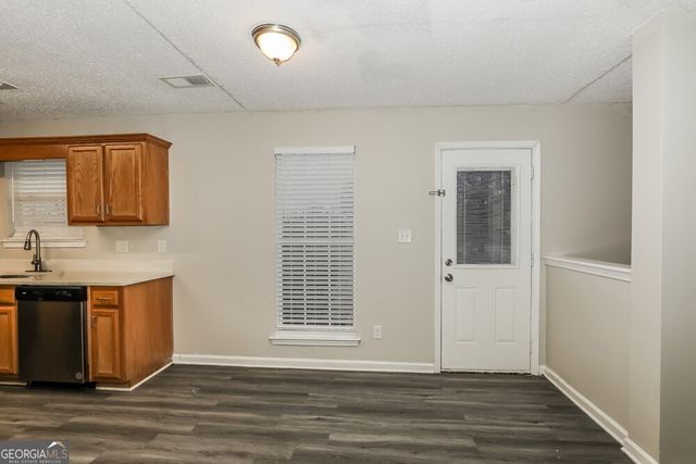 5391 Katherine Village Drive, Ellenwood, GA 30294