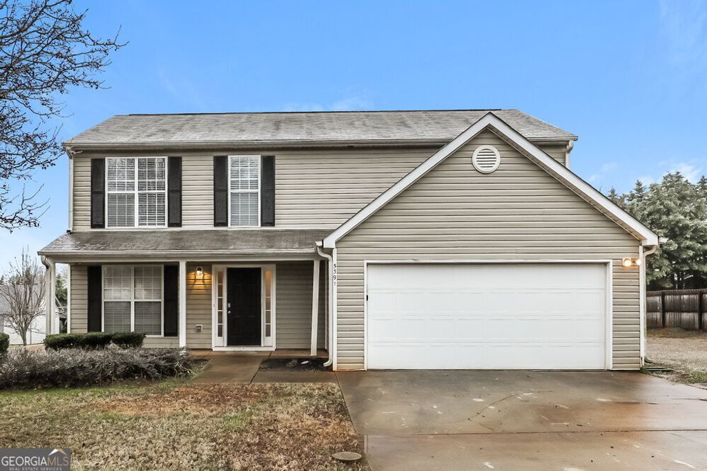 5391 Katherine Village Drive, Ellenwood, GA 30294