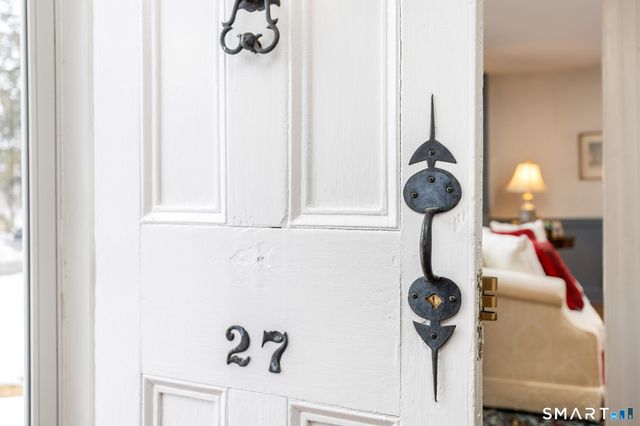 27 Edgerton Street, East Hampton, CT 06424