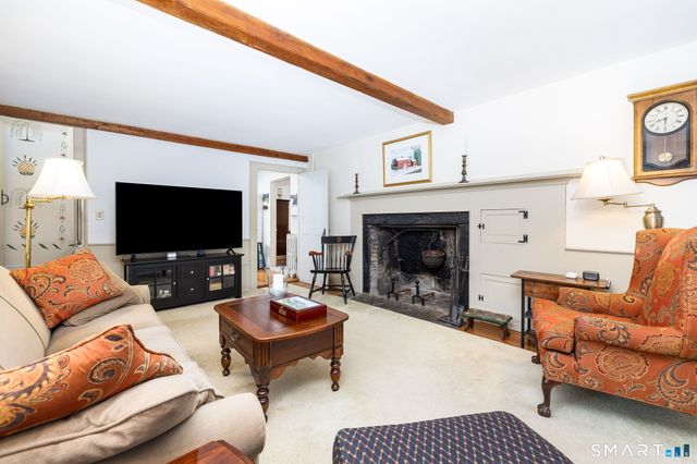 27 Edgerton Street, East Hampton, CT 06424