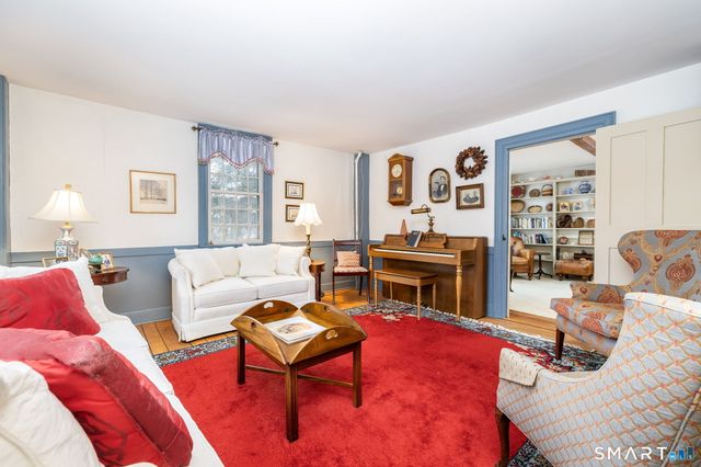 27 Edgerton Street, East Hampton, CT 06424