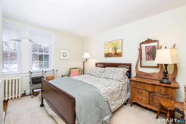 27 Edgerton Street, East Hampton, CT 06424