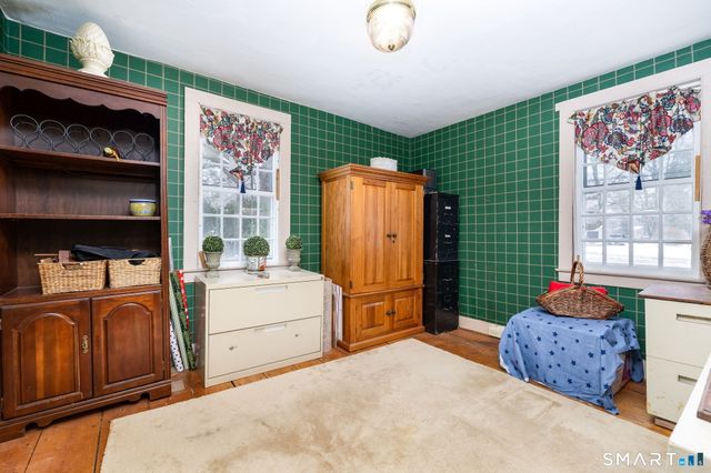 27 Edgerton Street, East Hampton, CT 06424