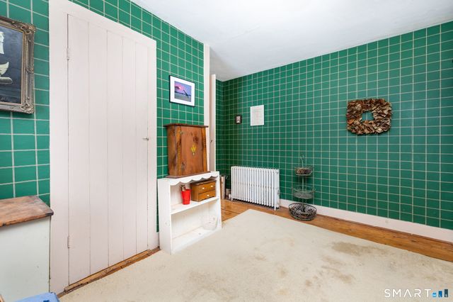 27 Edgerton Street, East Hampton, CT 06424