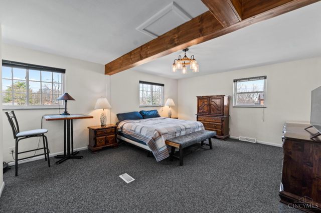 4073 Mantell Avenue, Sycamore Twp, OH 45236