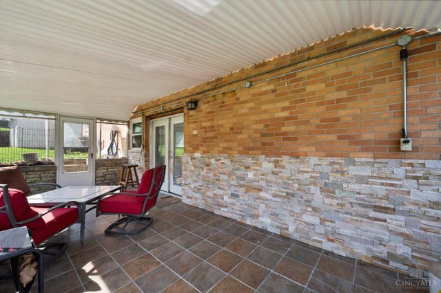 4073 Mantell Avenue, Sycamore Twp, OH 45236