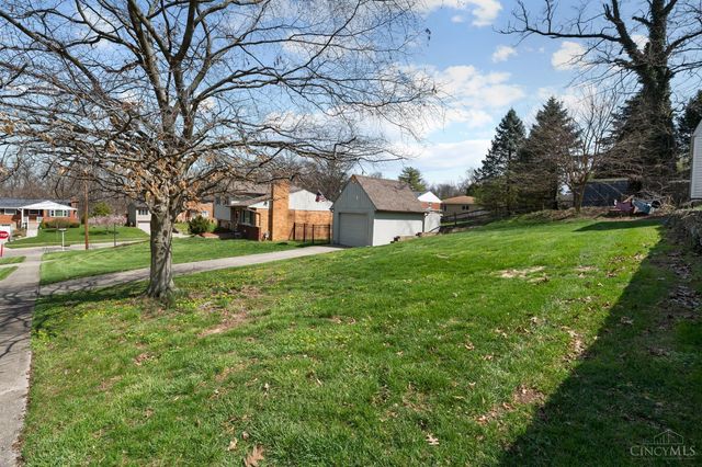 4073 Mantell Avenue, Sycamore Twp, OH 45236