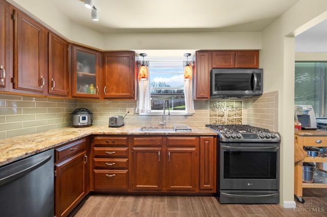 4073 Mantell Avenue, Sycamore Twp, OH 45236