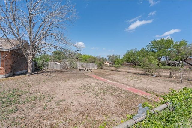 317 S 7th Street S, Donna, TX 78537