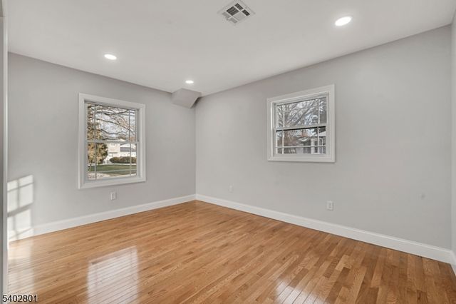 21 Vauxhall Rd, East Brunswick Twp., NJ 08816