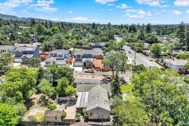 1578 East Ave, Napa, CA 94559