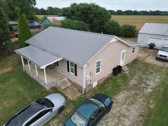 109 Gwinn Rd, Ethridge, TN 38456