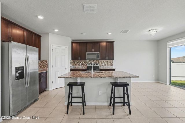 1517 Congaree Street, Davenport, FL 33837