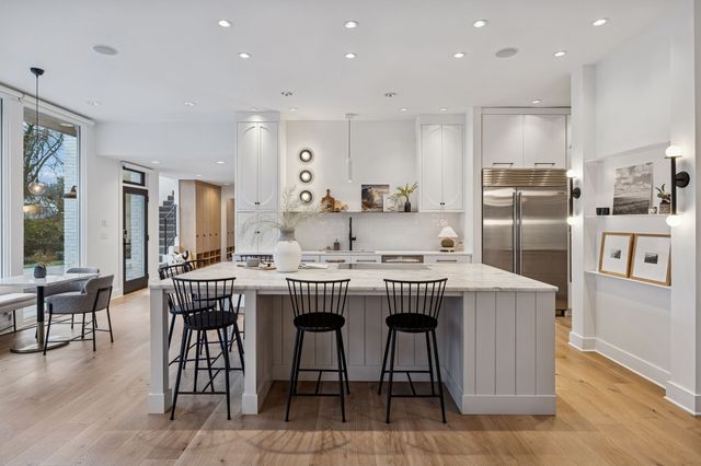 3900 Crestridge Dr, Nashville, TN 37204