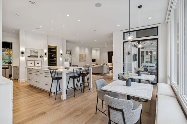 3900 Crestridge Dr, Nashville, TN 37204