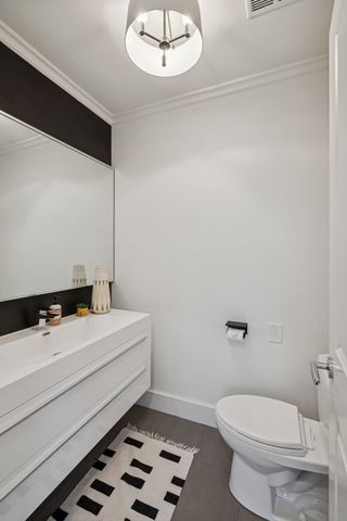 3900 Crestridge Dr, Nashville, TN 37204