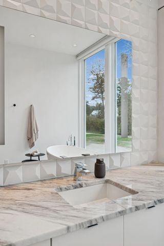 3900 Crestridge Dr, Nashville, TN 37204