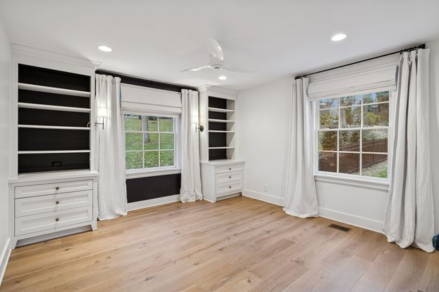 3900 Crestridge Dr, Nashville, TN 37204