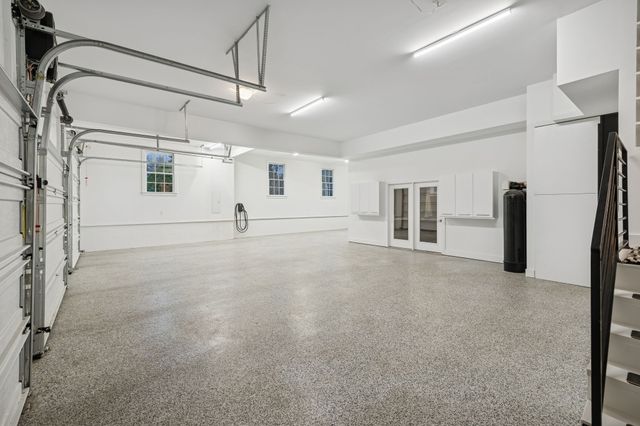 3900 Crestridge Dr, Nashville, TN 37204