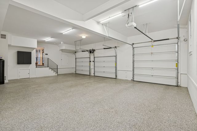 3900 Crestridge Dr, Nashville, TN 37204