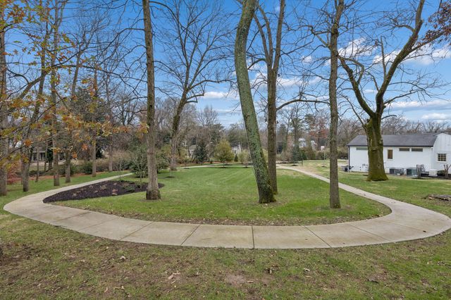 3900 Crestridge Dr, Nashville, TN 37204