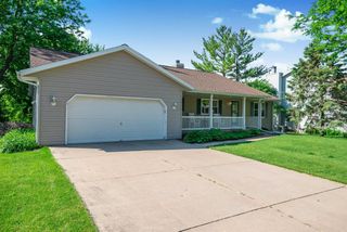 629 W Mohawk Trail, Deforest, WI 53532